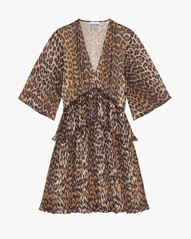Stylish clothing designed to flatter every woman   Georgette V-Neck Flounce Mini Dress