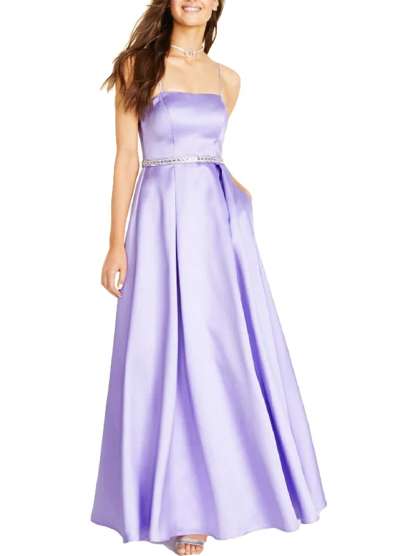Effortlessly chic fashion for today’s woman   Juniors Womens Strapless Long Evening Dress