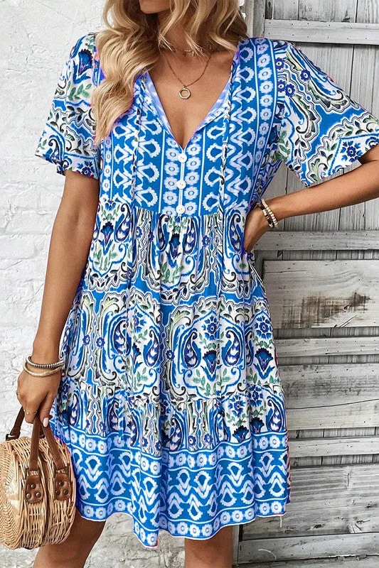 Express your style with fashionable women’s clothing   Ruffle Hem Print Dress (Blue)