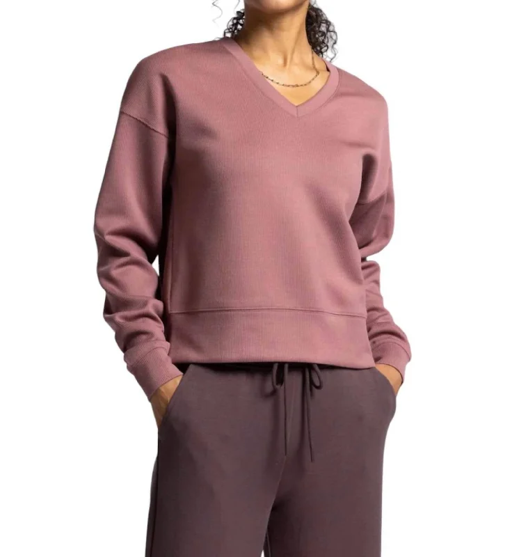 Get noticed with eye-catching women’s fashion   Martina V-Neck Pullover Sweater In Rose Brown